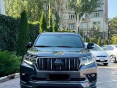 Сүрөт унаа Toyota Land Cruiser Prado