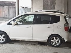 Photo of the vehicle Honda Fit