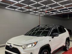 Сүрөт унаа Toyota RAV4