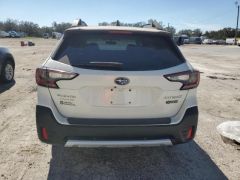 Photo of the vehicle Subaru Outback