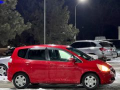 Photo of the vehicle Honda Fit