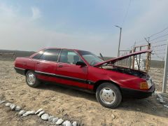 Photo of the vehicle Audi 100