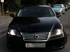 Photo of the vehicle Lexus ES