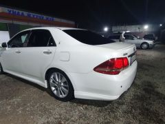 Фото авто Toyota Crown