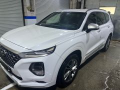 Photo of the vehicle Hyundai Santa Fe