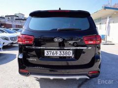 Фото авто Kia Carnival