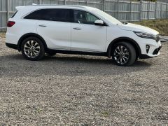 Photo of the vehicle Kia Sorento