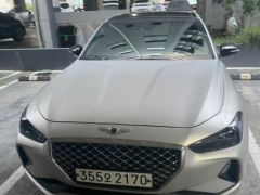 Photo of the vehicle Genesis G70