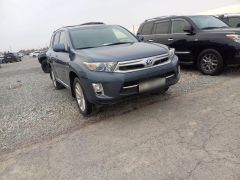 Сүрөт унаа Toyota Highlander