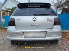 Фото авто Volkswagen Golf GTI