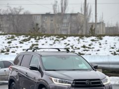 Photo of the vehicle Toyota Highlander