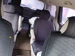 Сүрөт унаа Kia Carnival