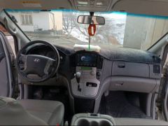 Сүрөт унаа Hyundai Starex (H-1)