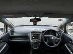 Сүрөт унаа Honda Stream