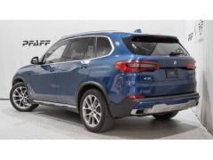 Photo of the vehicle BMW X5