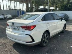 Фото авто BAIC EU5