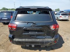 Photo of the vehicle Toyota Sequoia