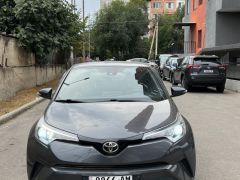 Фото авто Toyota C-HR