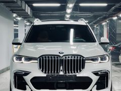 Фото авто BMW X7