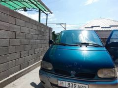 Сүрөт унаа Nissan Serena