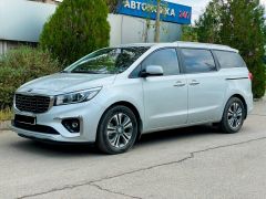 Photo of the vehicle Kia Carnival