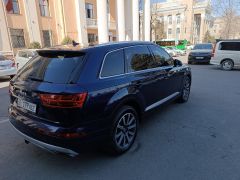 Photo of the vehicle Audi Q7