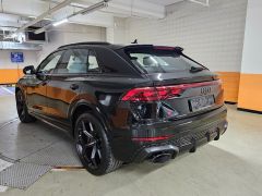 Сүрөт унаа Audi RS Q8