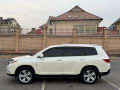 Фото авто Toyota Highlander