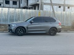 Photo of the vehicle BMW X5