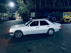 Фото авто Mercedes-Benz W124