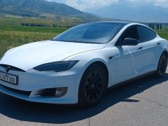 Photo of the vehicle Tesla Model S