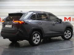 Сүрөт унаа Toyota RAV4