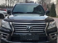 Photo of the vehicle Lexus LX