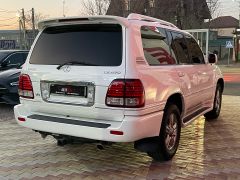 Photo of the vehicle Lexus LX