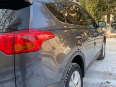 Сүрөт унаа Toyota RAV4