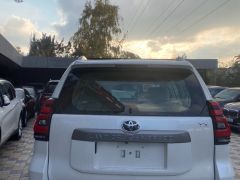 Сүрөт унаа Toyota Land Cruiser Prado