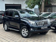 Сүрөт унаа Toyota Land Cruiser Prado