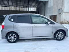 Photo of the vehicle Honda Fit