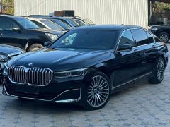 Photo of the vehicle BMW 7 Series