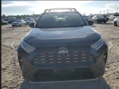 Photo of the vehicle Toyota RAV4