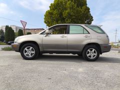 Photo of the vehicle Lexus RX