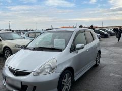 Фото авто Honda Fit