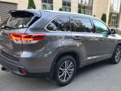 Сүрөт унаа Toyota Highlander