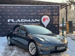 Сүрөт унаа Tesla Model 3