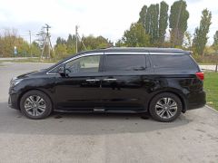 Фото авто Kia Carnival