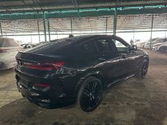 Photo of the vehicle BMW X6