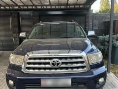 Фото авто Toyota Sequoia