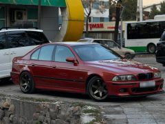 Photo of the vehicle BMW 5 Series