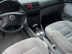 Photo of the vehicle Volkswagen Golf