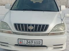 Сүрөт унаа Toyota Harrier